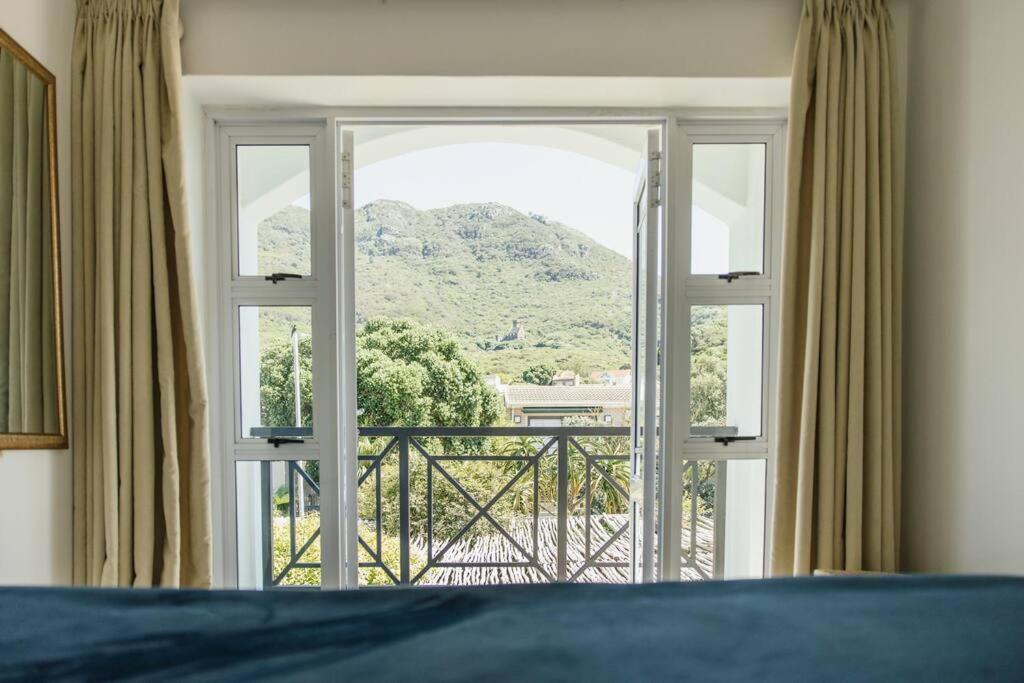 Avisa - 4 Bedroom With Majestic Ocean Views Villa *